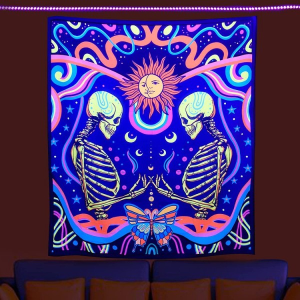 Skull - UV Reactive Tapestry with Wall Hanging Accessories UK