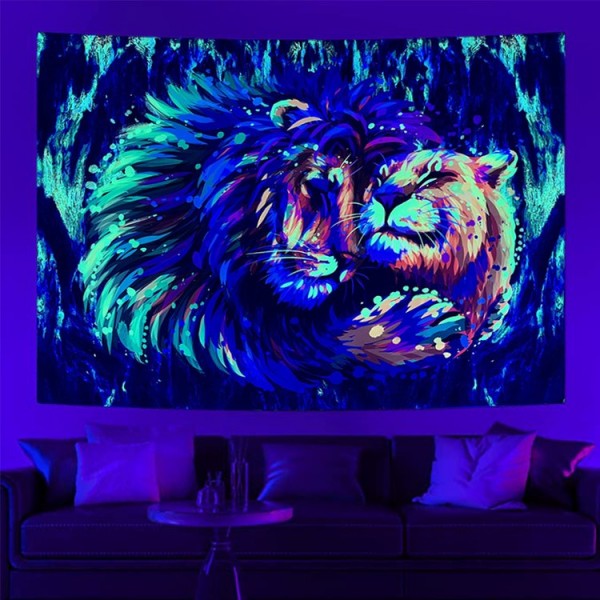 Lion - UV Reactive Tapestry with Wall Hanging Accessories UK