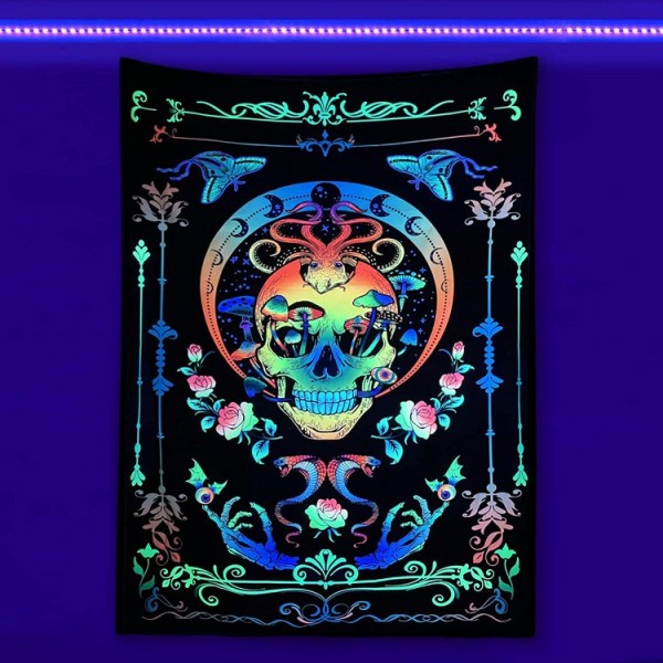 Skull - UV Reactive Tapestry with Wall Hanging Accessories UK