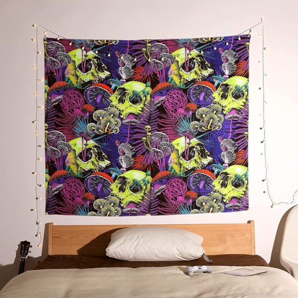 Skull - UV Reactive Tapestry with Wall Hanging Accessories UK