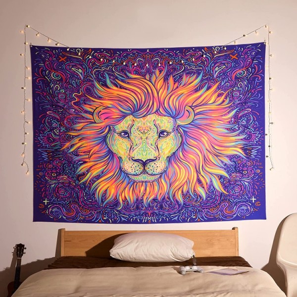 Lion - UV Reactive Tapestry with Wall Hanging Accessories UK