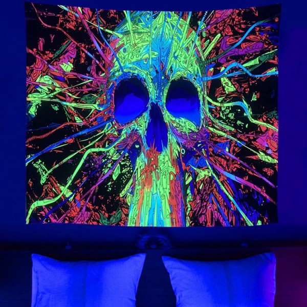 Skull - UV Reactive Tapestry with Wall Hanging Accessories UK