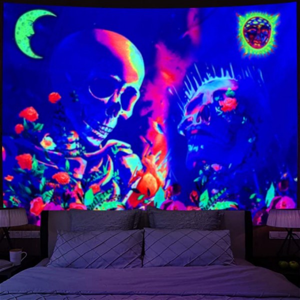 Skull - UV Reactive Tapestry with Wall Hanging Accessories UK