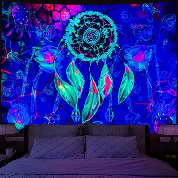 Dreamcatcher - UV Reactive Tapestry with Wall Hanging Accessories UK