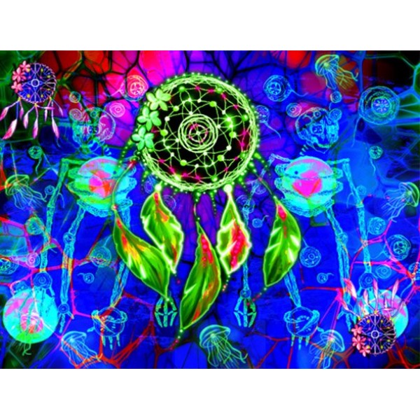 Dreamcatcher - UV Reactive Tapestry with Wall Hanging Accessories UK